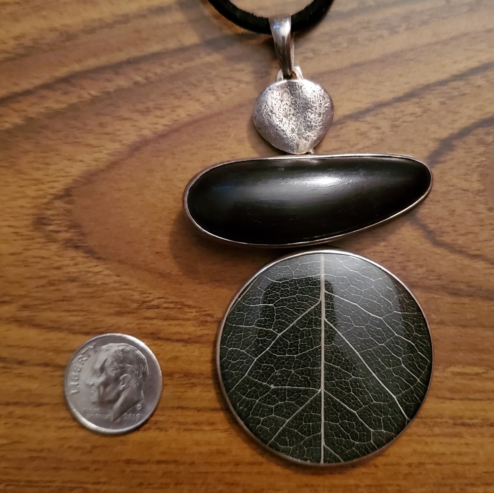 Retired Silpada 925 black ebony wood & resin necklace - Picture 8 of 8